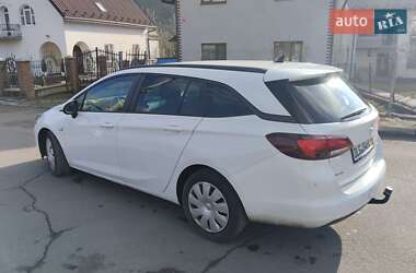 Универсал Opel Astra 2018 в 