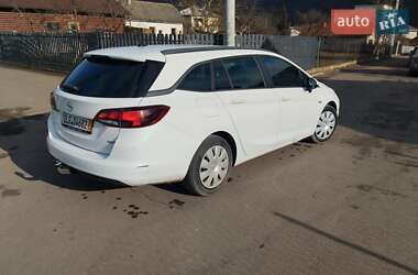 Универсал Opel Astra 2018 в 