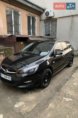 Універсал Opel Astra 2013 в Івано-Франківську