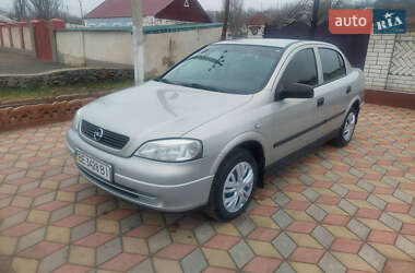 Седан Opel Astra 2006 в Миколаєві