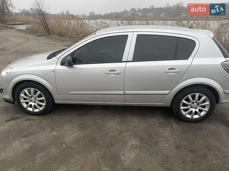Opel Astra 2007