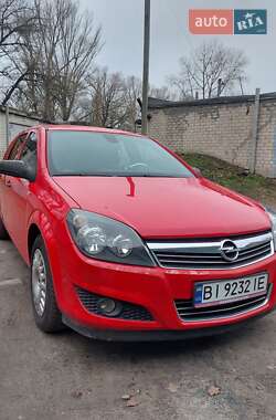 Универсал Opel Astra 2009 в Светловодске