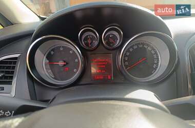 Универсал Opel Astra 2010 в 