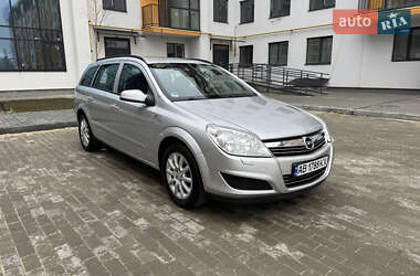 Універсал Opel Astra 2009 в Вінниці