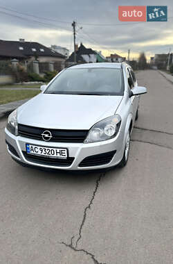 Универсал Opel Astra 2004 в Луцке