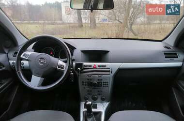 Универсал Opel Astra 2010 в Нежине