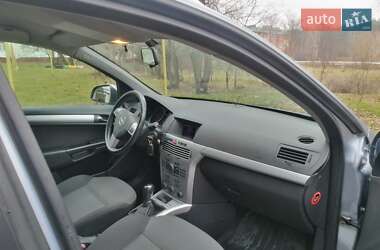 Универсал Opel Astra 2010 в Нежине