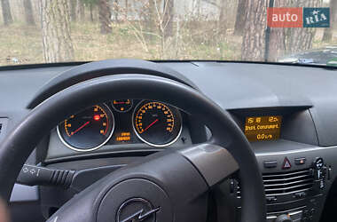 Хетчбек Opel Astra 2004 в Львові