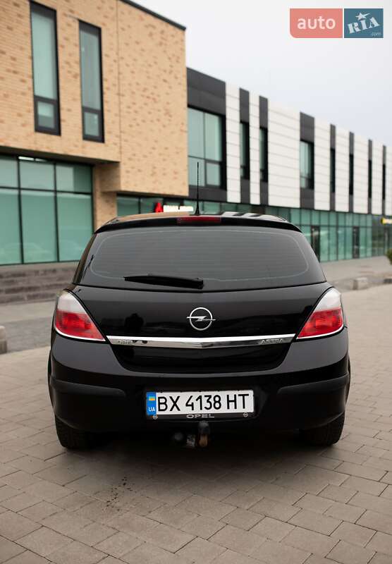 Хэтчбек Opel Astra 2006 в Хмельницком