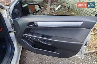 Универсал Opel Astra 2006 в 