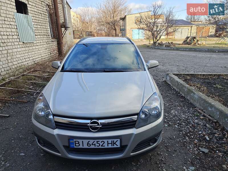 Универсал Opel Astra 2006 в 