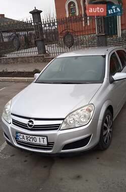 Универсал Opel Astra 2008 в 