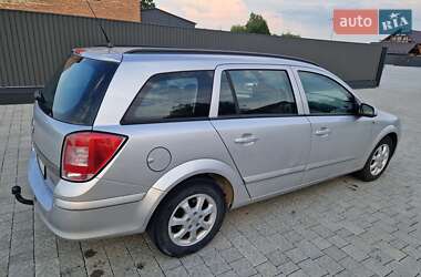 Универсал Opel Astra 2008 в Львове