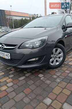 Универсал Opel Astra 2015 в Луцке