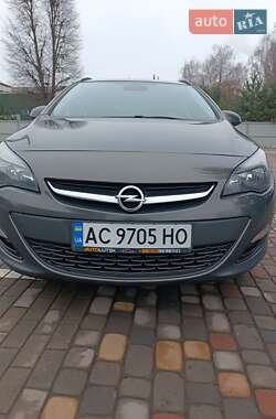 Универсал Opel Astra 2015 в Луцке