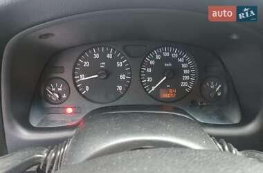 Седан Opel Astra 2006 в 