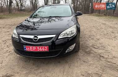 Хетчбек Opel Astra 2010 в Полтаві