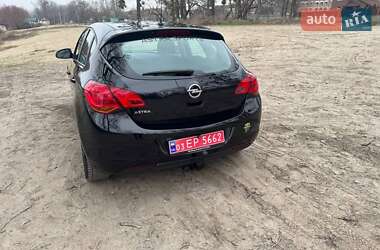 Хетчбек Opel Astra 2010 в Полтаві