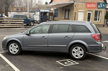 Универсал Opel Astra 2006 в 