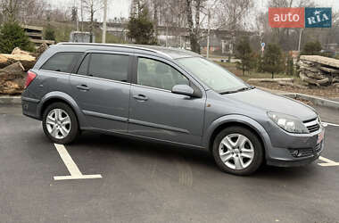 Универсал Opel Astra 2006 в 