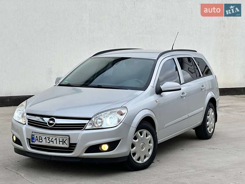 Універсал Opel Astra 2009 в Вінниці