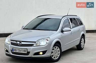 Універсал Opel Astra 2009 в Вінниці