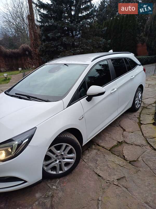 Opel Astra 2018