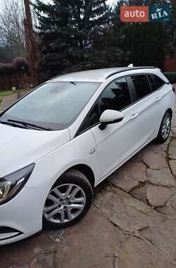 Универсал Opel Astra 2018 в 