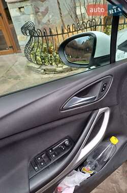 Универсал Opel Astra 2018 в 