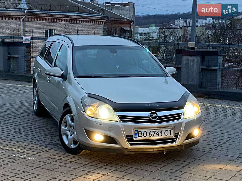 Універсал Opel Astra 2008 в Хмельницькому