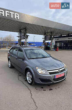 Універсал Opel Astra 2006 в Дубні