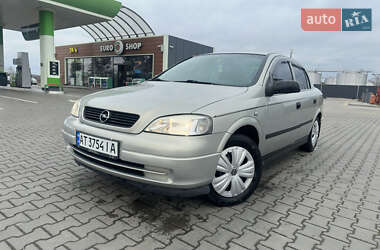 Седан Opel Astra 2006 в Коломиї