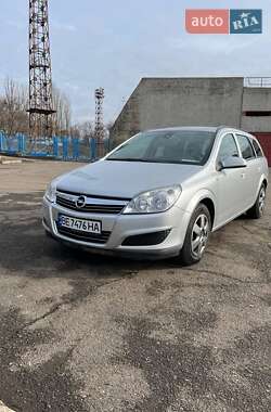 Універсал Opel Astra 2009 в Южноукраїнську