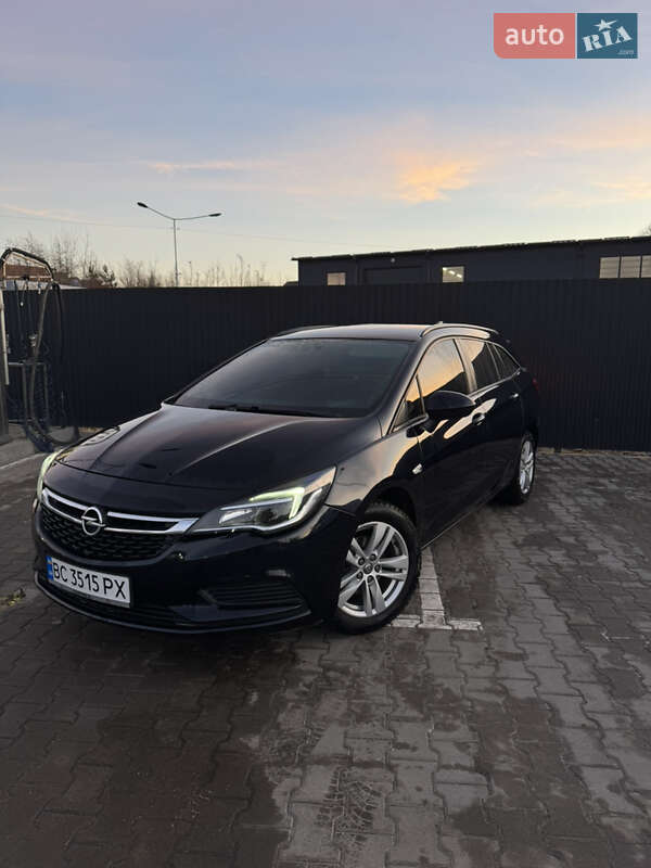 Универсал Opel Astra 2017 в 