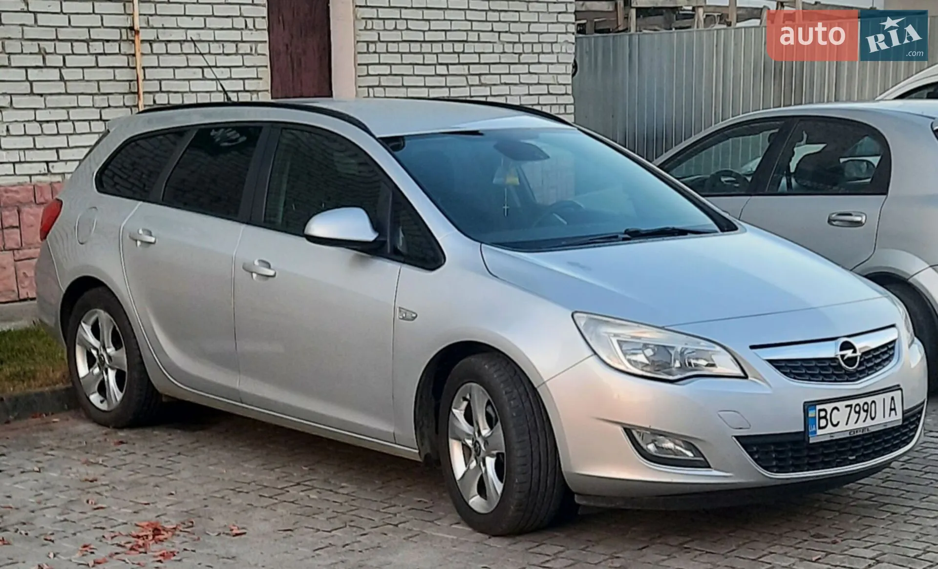 2010 Opel Astra - мініатюра 3