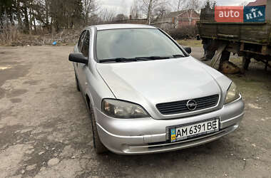 Седан Opel Astra 2007 в 