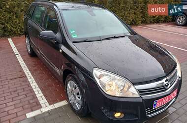 Универсал Opel Astra 2009 в Черкассах