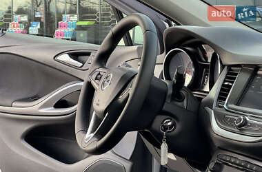 Универсал Opel Astra 2019 в Дрогобыче