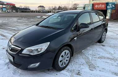 Універсал Opel Astra 2012 в Коломиї