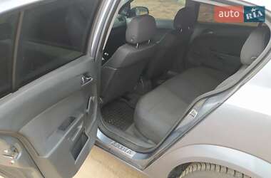 Хэтчбек Opel Astra 2007 в Киеве