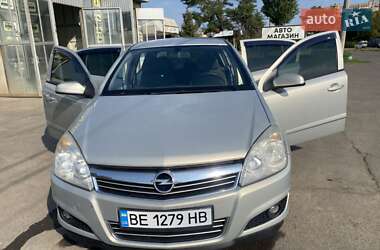 Хэтчбек Opel Astra 2008 в Николаеве