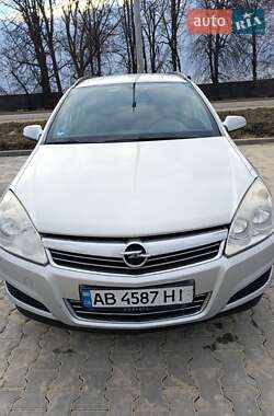 Універсал Opel Astra 2009 в Вінниці