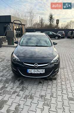 Універсал Opel Astra 2013 в Луцьку