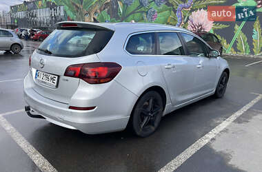 Универсал Opel Astra 2011 в 