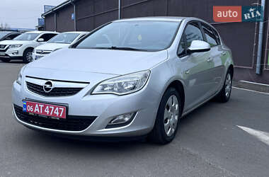 Хетчбек Opel Astra 2011 в Житомирі