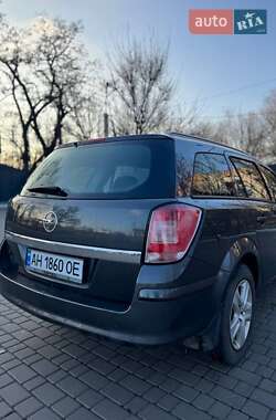 Универсал Opel Astra 2009 в 