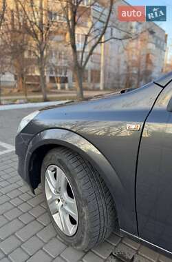 Универсал Opel Astra 2009 в 