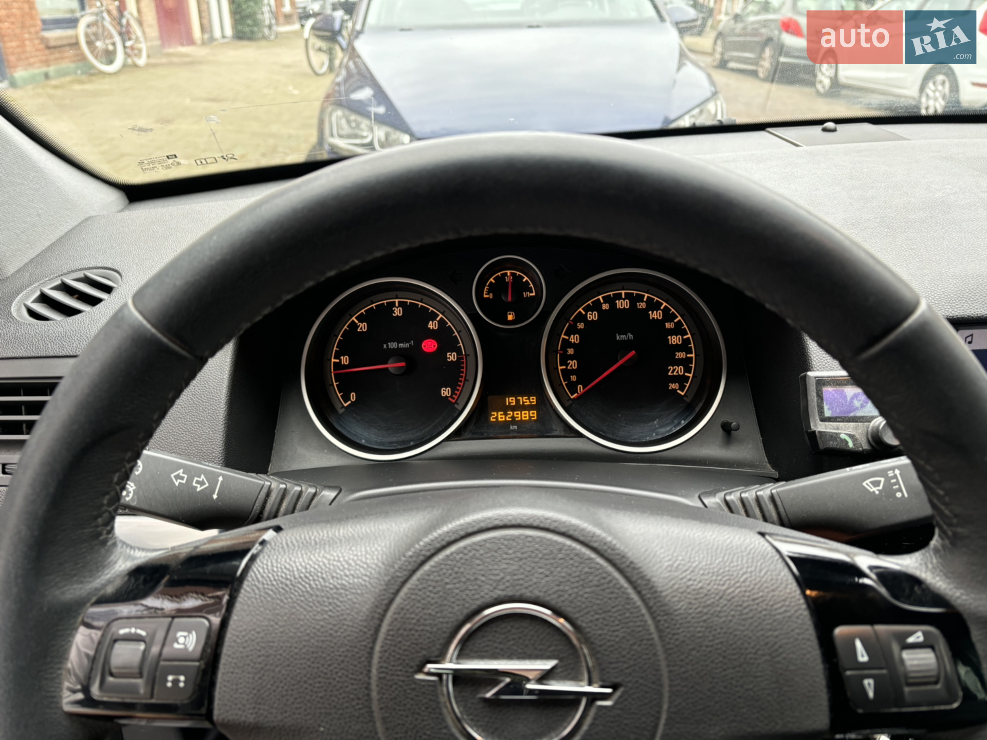 2010 Opel Astra - мініатюра 11