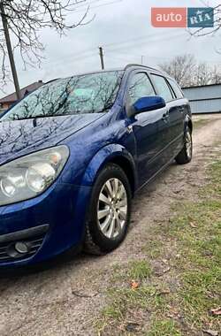 Универсал Opel Astra 2005 в 