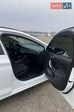 Универсал Opel Astra 2020 в 